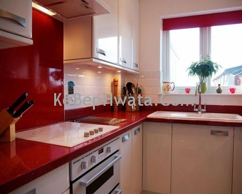 Tủ bếp inox acrylic có cách phối màu cực kỳ độc đáo